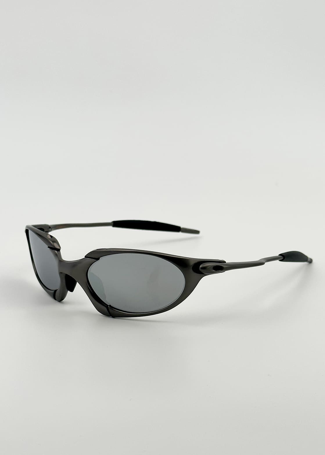 ETHAN - METAL EDITION