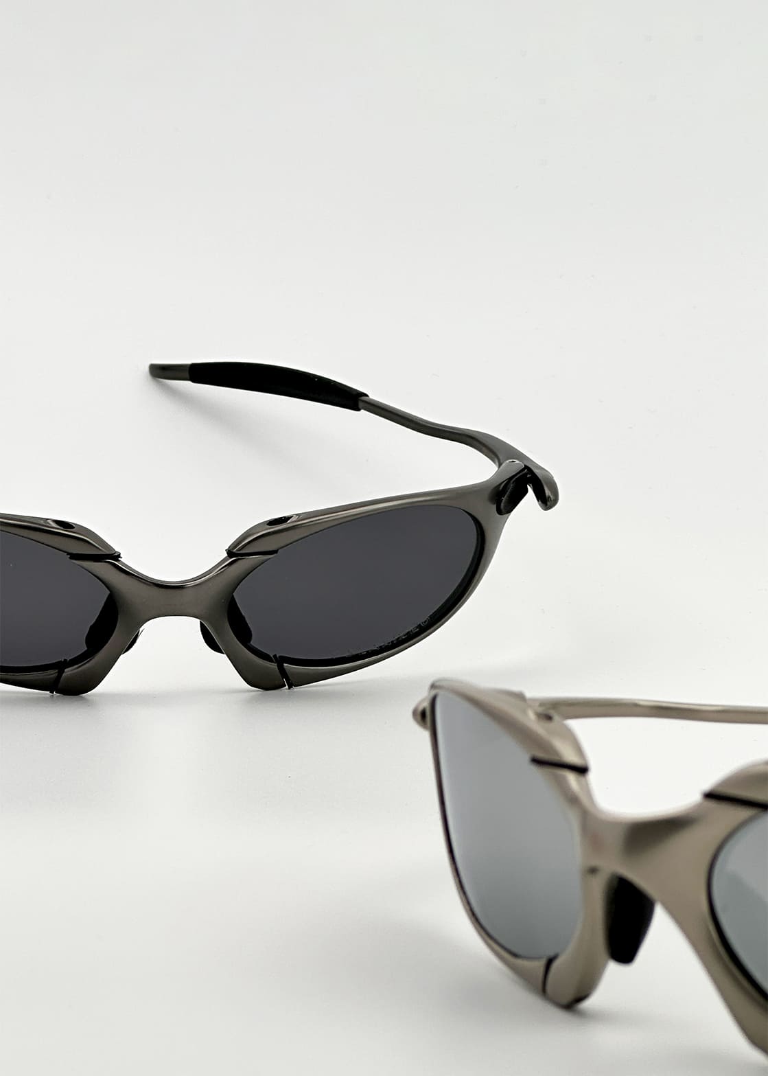 ETHAN - METAL EDITION