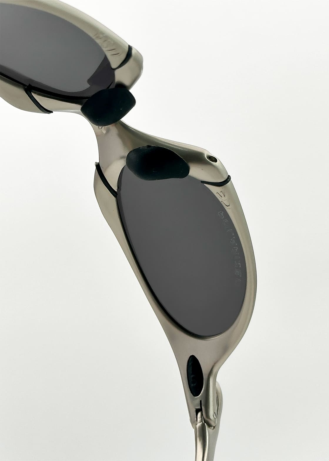 ETHAN - METAL EDITION